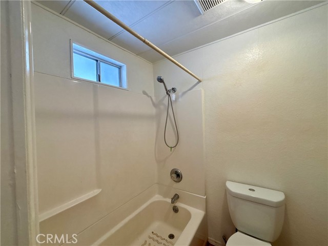 22895 Skylink Drive, Canyon Lake CA: https://media.crmls.org/medias/f6183444-752e-433d-adc6-9c6669f2eaf1.jpg