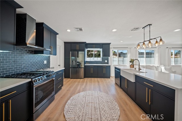 Detail Gallery Image 9 of 30 For 916 N Oxford Ave, Los Angeles,  CA 90029 - 4 Beds | 2/1 Baths