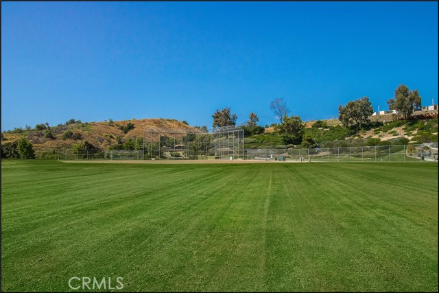 21055 Avenida Magnifica, Lake Forest CA: https://media.crmls.org/medias/f61904ab-e802-445d-9294-6ff82aec72da.jpg