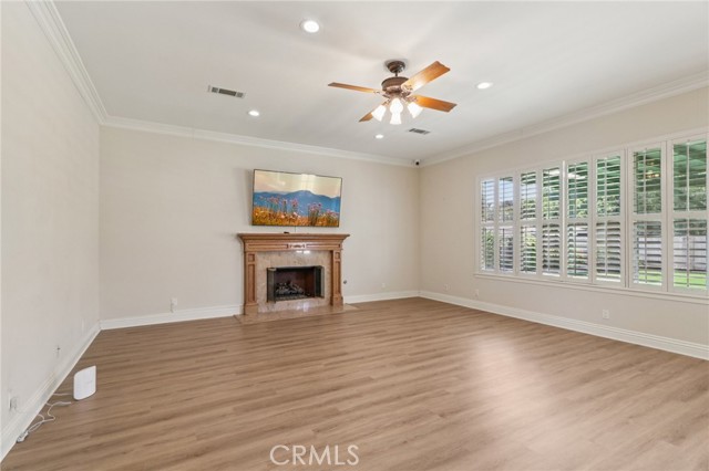 Image 7 of 62 For 16860 Rayen Street