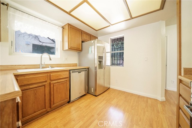 9148 Tujunga Canyon Boulevard, Tujunga CA: https://media.crmls.org/medias/f6197c37-c423-495d-8353-5f5c5f7a2397.jpg