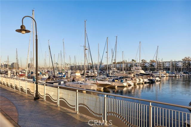 Detail Gallery Image 58 of 65 For 4265 Marina City Dr #901,  Marina Del Rey,  CA 90292 - 3 Beds | 2 Baths