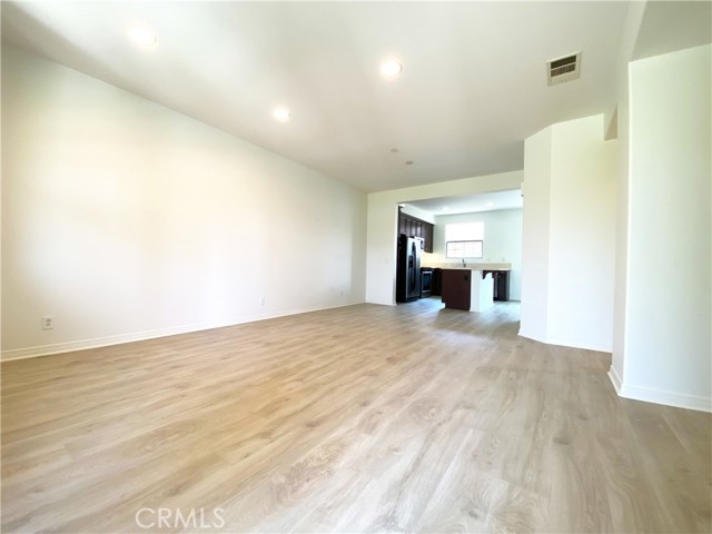606 Asbury Drive, Claremont CA: https://media.crmls.org/medias/f61b6d49-8b94-45a8-97cf-5a74da657cb6.jpg