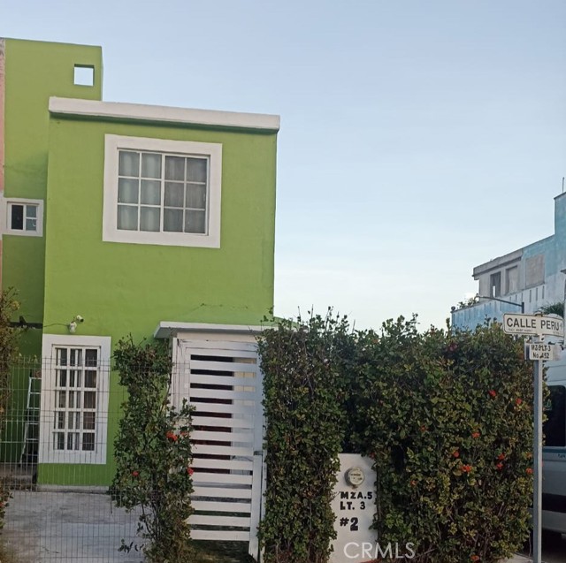 Front Image Thumbnail for CROC25269567