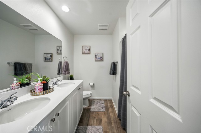 14160 Hercules Street, Hesperia CA: https://media.crmls.org/medias/f61bea15-35b0-49ae-b008-d9f06d88bf43.jpg