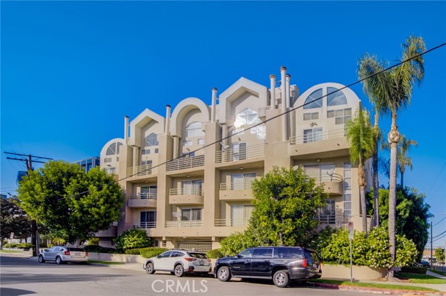 Detail Gallery Image 1 of 1 For 4549 Haskell Ave #8,  Encino,  CA 91436 - 1 Beds | 1/1 Baths