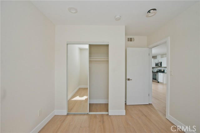 Detail Gallery Image 12 of 20 For 635 N Harvard Bld #635.75,  Los Angeles,  CA 90004 - 2 Beds | 1 Baths