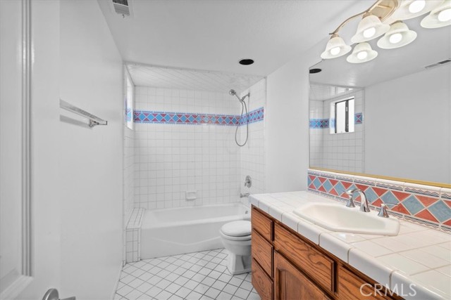 Detail Gallery Image 31 of 36 For 1101 21st Street, Hermosa Beach,  CA 90254 - 3 Beds | 2/1 Baths