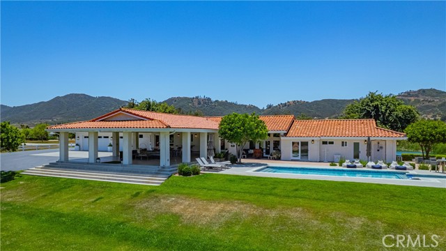 Detail Gallery Image 31 of 75 For 26465 Douglas Ave, Murrieta,  CA 92562 - 6 Beds | 8/5 Baths