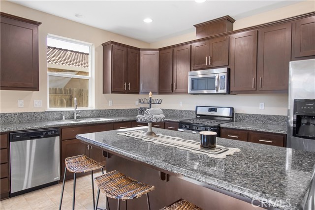 Detail Gallery Image 7 of 32 For 4907 Durant Way, Merced,  CA 95348 - 3 Beds | 2 Baths