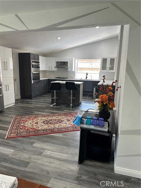 20723 Dolorosa Street, Woodland Hills CA: https://media.crmls.org/medias/f61d45d0-534a-489b-a63b-3837f2e6ed6b.jpg