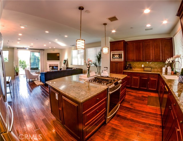 621 Pacific Coast Highway, Redondo Beach, California 90277, 4 Bedrooms Bedrooms, ,3 BathroomsBathrooms,Residential,Sold,Pacific Coast,SB17030895