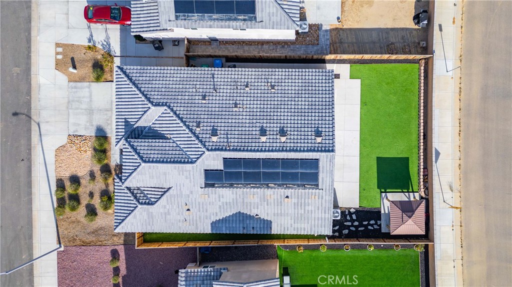 https://media.crmls.org/medias/f61df621-ae62-4109-ac59-d53863592404.jpg?preset=X-Large