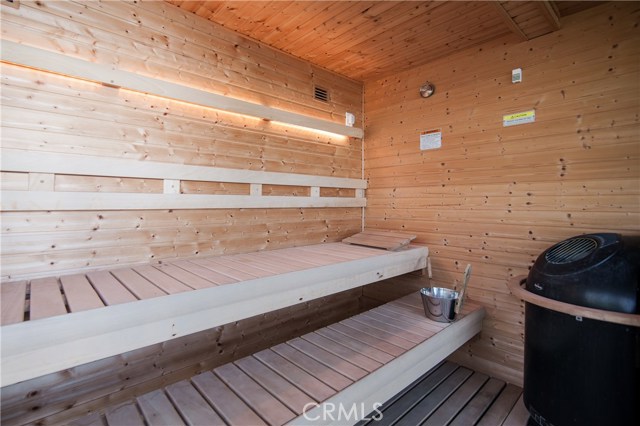 Detail Gallery Image 26 of 40 For 709 Kendall Dr, Laguna Beach,  CA 92651 - 4 Beds | 4/1 Baths