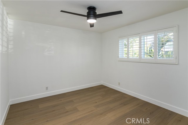 Detail Gallery Image 12 of 21 For 14930 Otsego St, Sherman Oaks,  CA 91403 - 3 Beds | 2 Baths