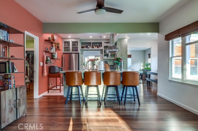 Detail Gallery Image 16 of 63 For 456 Cherry Ave, Long Beach,  CA 90802 - 3 Beds | 4 Baths