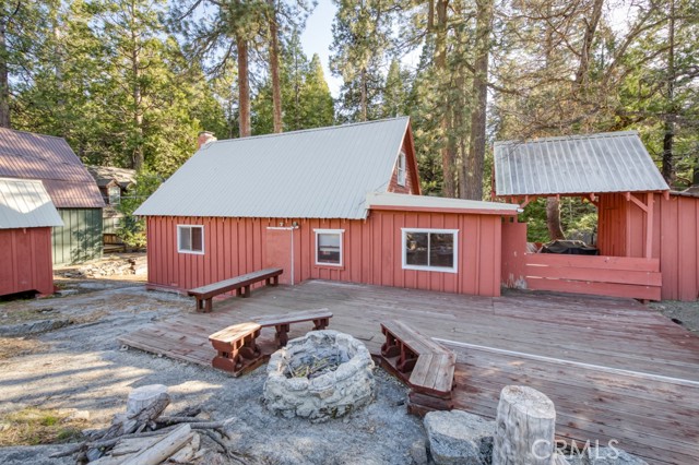 Detail Gallery Image 33 of 38 For 41391 Musick Dr, Shaver Lake,  CA 93664 - 2 Beds | 1 Baths