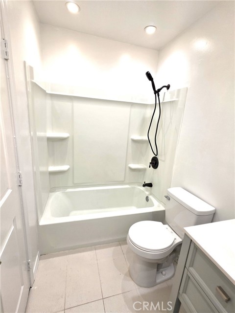 Detail Gallery Image 5 of 7 For 1426 1428 256th St, Harbor City,  CA 90710 - 4 Beds | 2 Baths