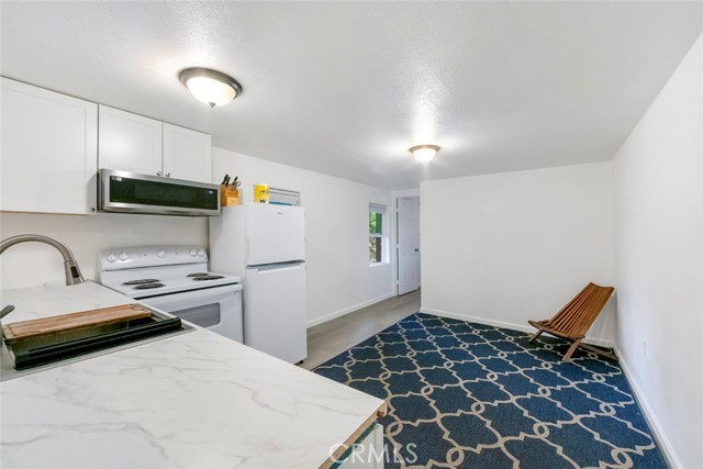 Detail Gallery Image 27 of 42 For 24622 Bernard, Crestline,  CA 92325 - 4 Beds | 3/1 Baths