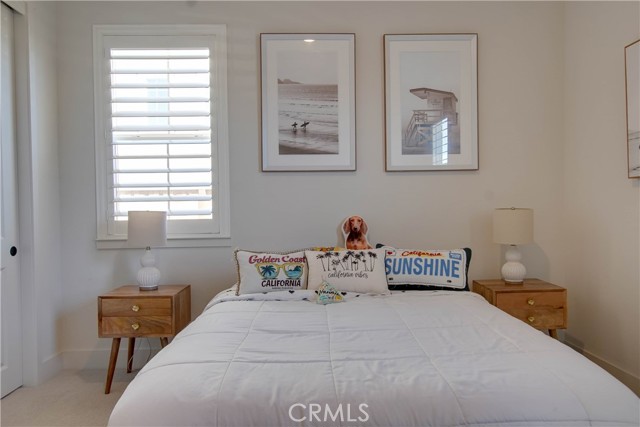 208 Luna Way, Hollister CA: https://media.crmls.org/medias/f6221689-f7b9-48a6-8c3e-02be64eed181.jpg