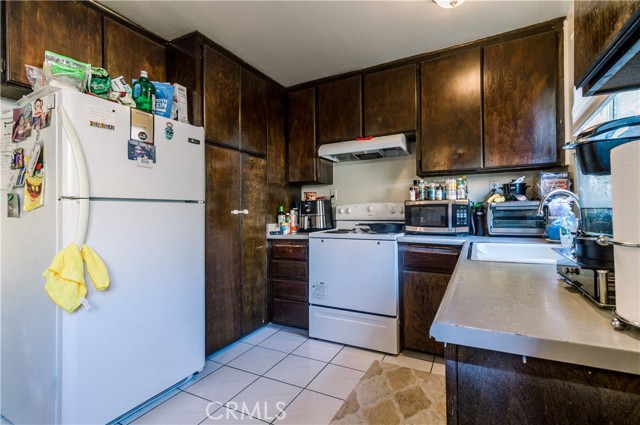 Detail Gallery Image 11 of 24 For 719 N Eucalyptus Ave 9c,  Inglewood,  CA 90302 - 2 Beds | 1/1 Baths