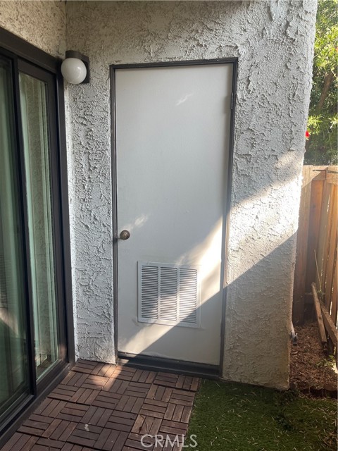 Detail Gallery Image 35 of 49 For 15511 Sherman Way, Van Nuys,  CA 91406 - 3 Beds | 2 Baths