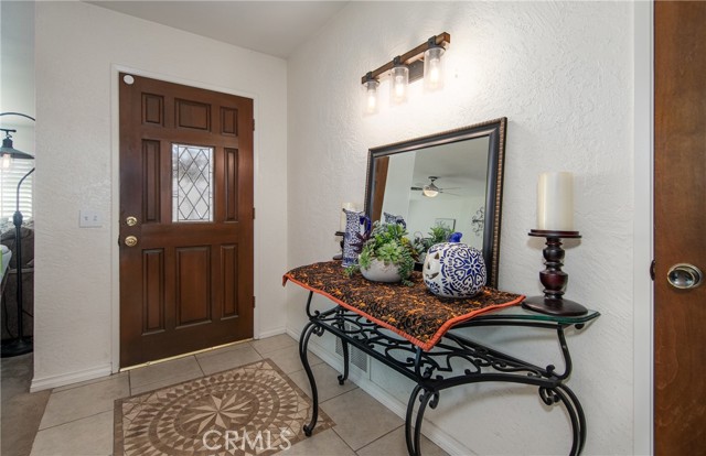 Detail Gallery Image 5 of 35 For 35206 Forest Ln, Yucaipa,  CA 92399 - 3 Beds | 2 Baths