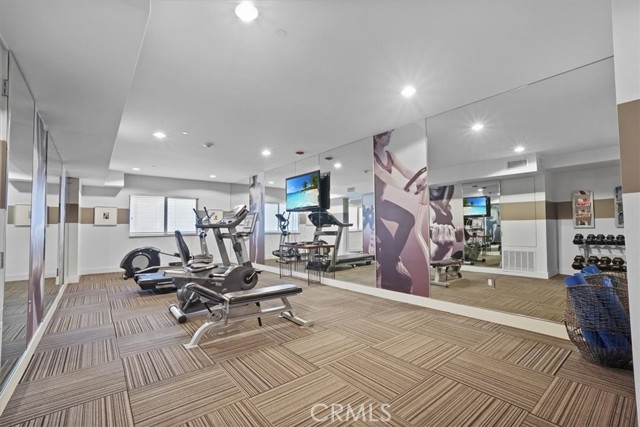 Detail Gallery Image 20 of 25 For 11023 Fruitland Dr #104,  Studio City,  CA 91604 - 3 Beds | 4 Baths