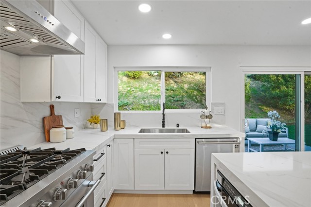 13455 Carriage Road, Poway CA: https://media.crmls.org/medias/f6247ad3-3c50-47f5-83a4-0d204382a88b.jpg