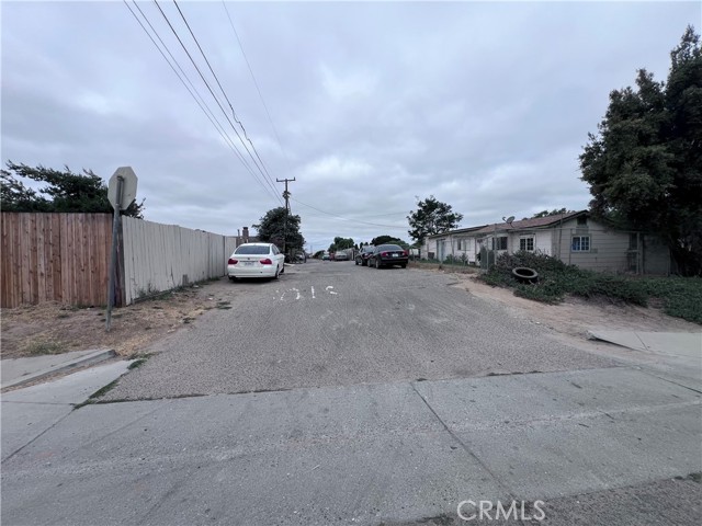 413 West Street, Santa Maria CA: https://media.crmls.org/medias/f6255fba-2cae-48b1-a655-cfa9cbad8418.jpg