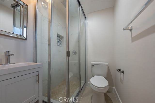 Detail Gallery Image 16 of 26 For 67 S Craig Ave #4,  Pasadena,  CA 91107 - 4 Beds | 3/1 Baths