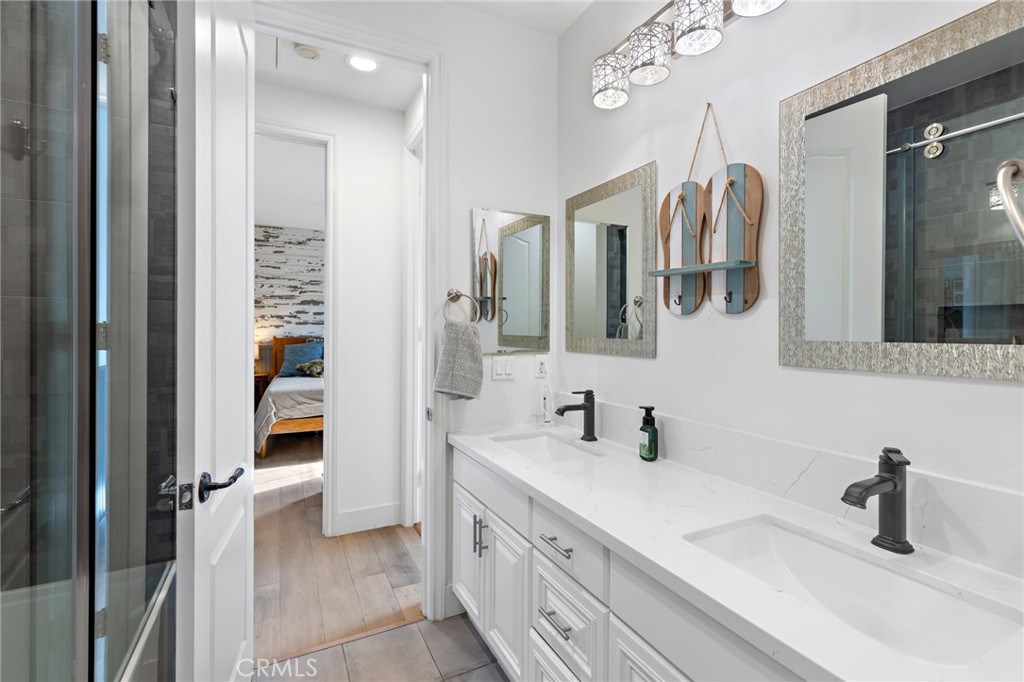 MLS #OC25022354 img 19