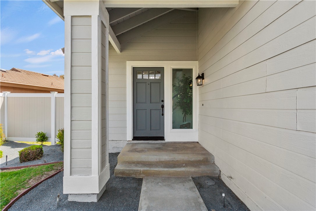Detail Gallery Image 4 of 46 For 15545 Ficus St, Chino Hills,  CA 91709 - 3 Beds | 2/1 Baths