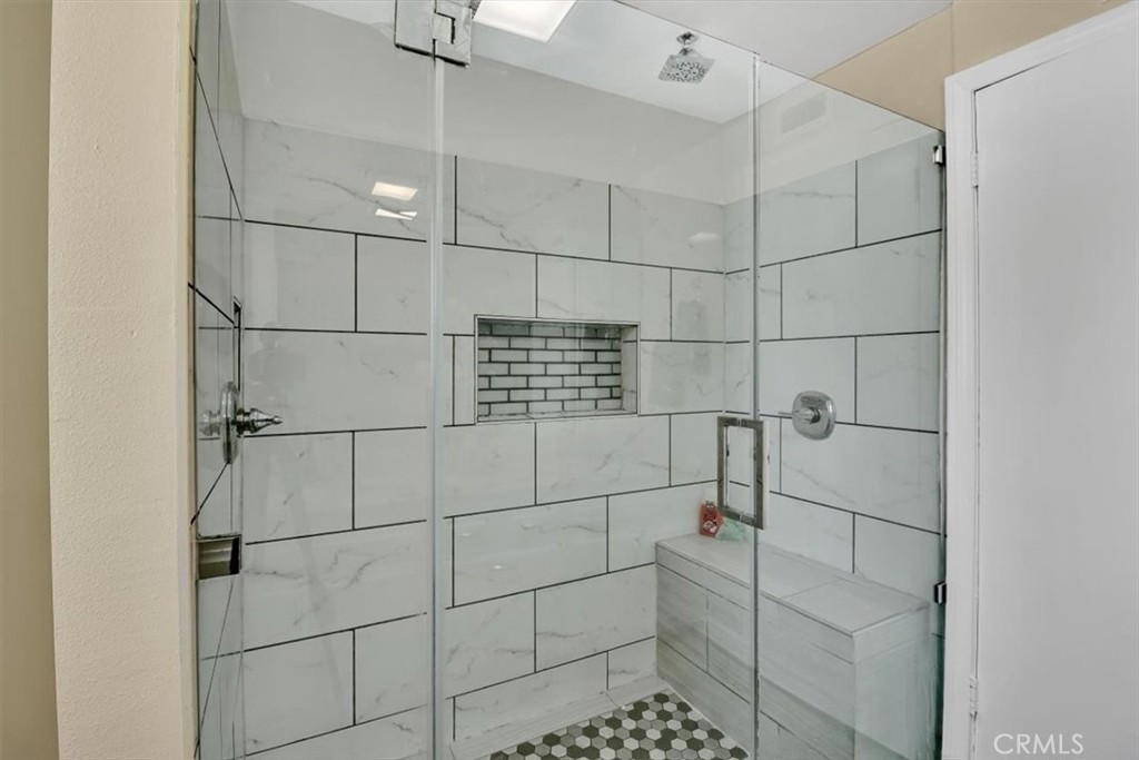 F628ea55 Ce20 4b3f B1c8 1955c3f95759