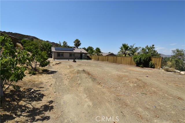 Detail Gallery Image 21 of 24 For 29140 Ocotillo Dr, Lake Elsinore,  CA 92530 - 3 Beds | 2 Baths