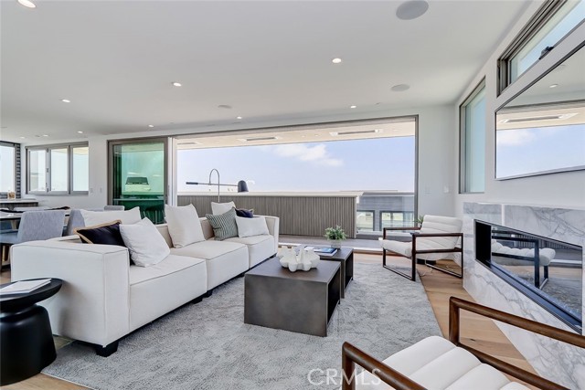 2509 Alma Avenue, Manhattan Beach, California 90266, 3 Bedrooms Bedrooms, ,1 BathroomBathrooms,Residential,Sold,Alma,SB21110612