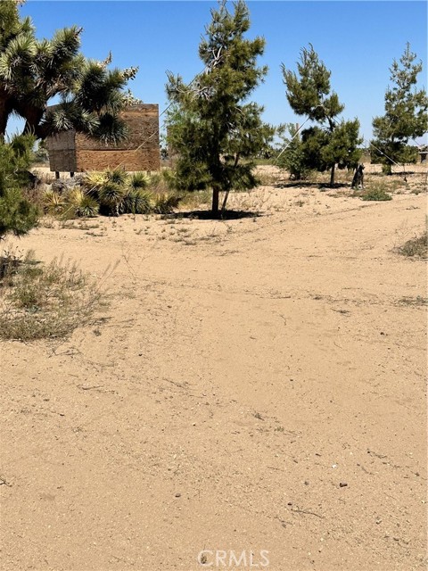 7620 Nielson Road, Phelan, CA, 92371 7620 Nielson Road, Phelan, CA, 92371
