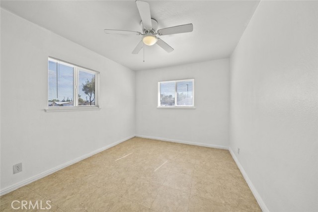 Detail Gallery Image 34 of 45 For 38953 Foxholm Dr, Palmdale,  CA 93551 - 4 Beds | 2 Baths