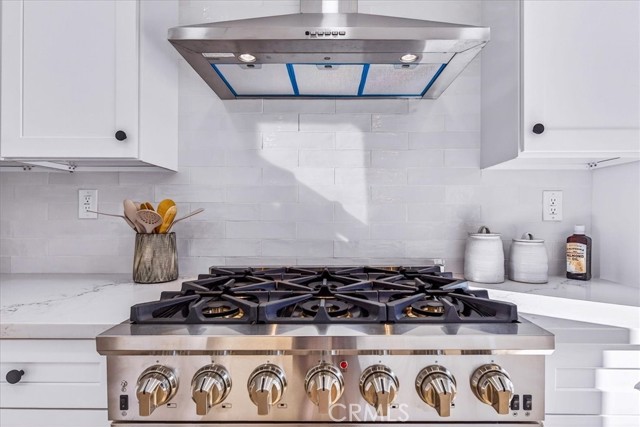 1254 Sanborn Avenue, Los Angeles CA: https://media.crmls.org/medias/f62a3335-53f4-40bd-8fab-fcca690107fa.jpg