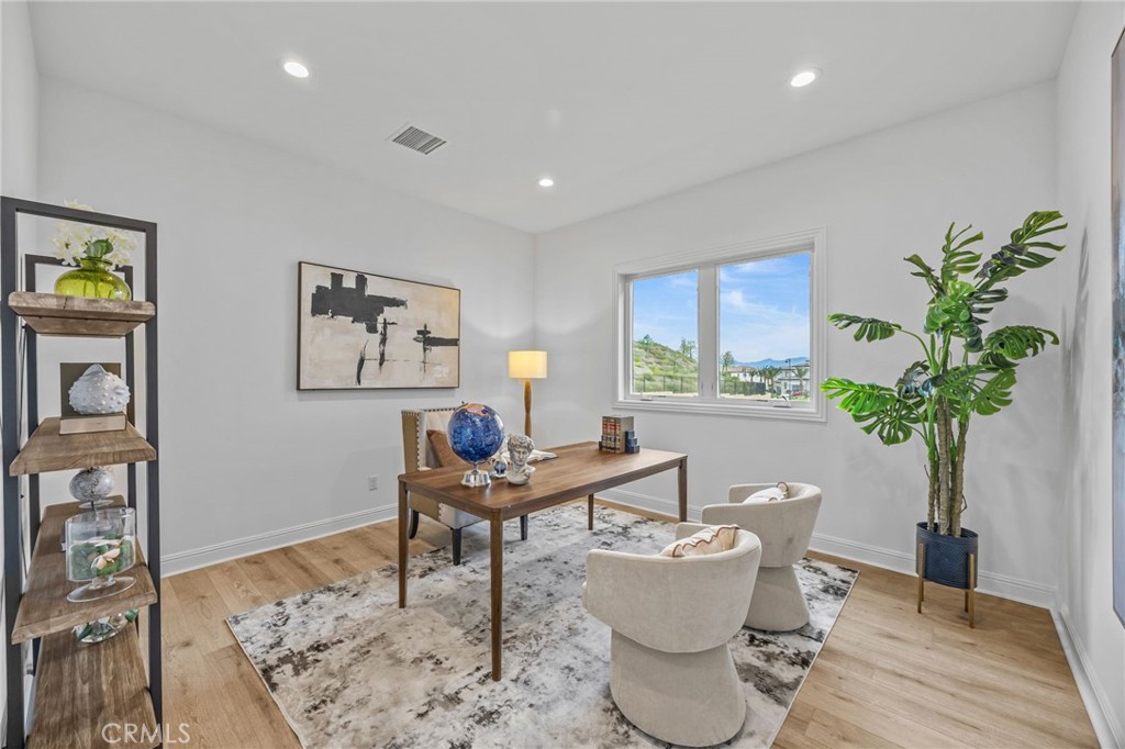 MLS #OC25254359 image #22