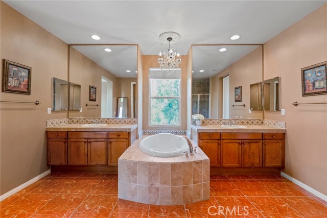Detail Gallery Image 26 of 41 For 24274 Palo Verde Dr, Valencia,  CA 91354 - 5 Beds | 4/1 Baths