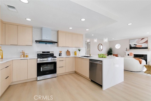 Detail Gallery Image 8 of 49 For 1941 N Onyx, Walnut,  CA 91789 - 4 Beds | 3 Baths