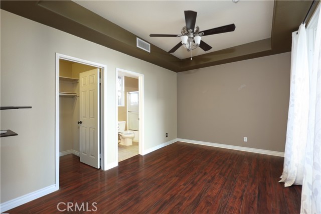 Detail Gallery Image 15 of 28 For 155 Zephyr Run, Tustin,  CA 92782 - 3 Beds | 3/1 Baths