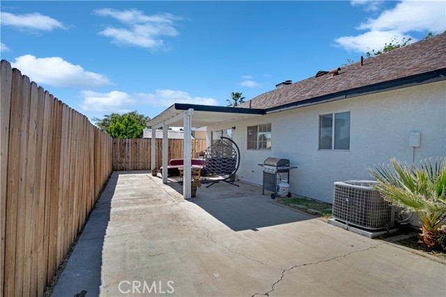 Detail Gallery Image 22 of 25 For 652 Twinberry Ln, Lancaster,  CA 93534 - 2 Beds | 2 Baths