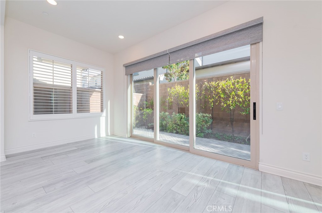 MLS #OC25255909 image #12