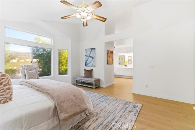 Detail Gallery Image 37 of 67 For 28360 Easton Ln, Saugus,  CA 91350 - 5 Beds | 3 Baths