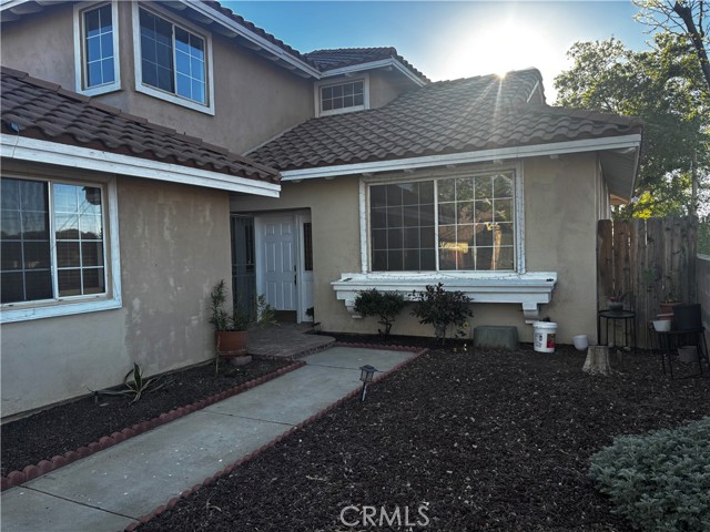 Detail Gallery Image 2 of 15 For 44559 Aspen St, Lancaster,  CA 93535 - 4 Beds | 4 Baths