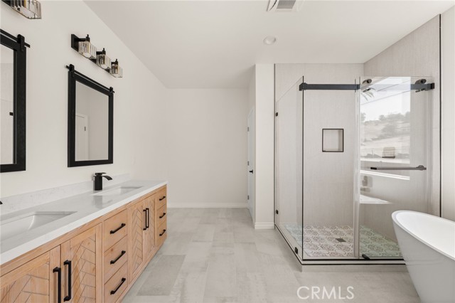 Detail Gallery Image 24 of 36 For 5978 Copperfield Ave, Riverside,  CA 92506 - 5 Beds | 4/1 Baths