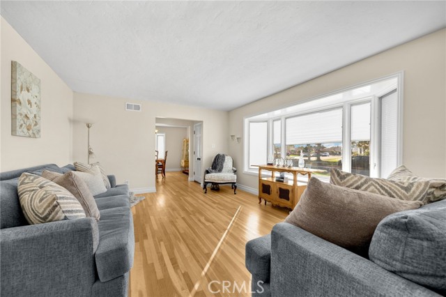 Detail Gallery Image 6 of 40 For 618 S Lee, Fullerton,  CA 92833 - 3 Beds | 2 Baths