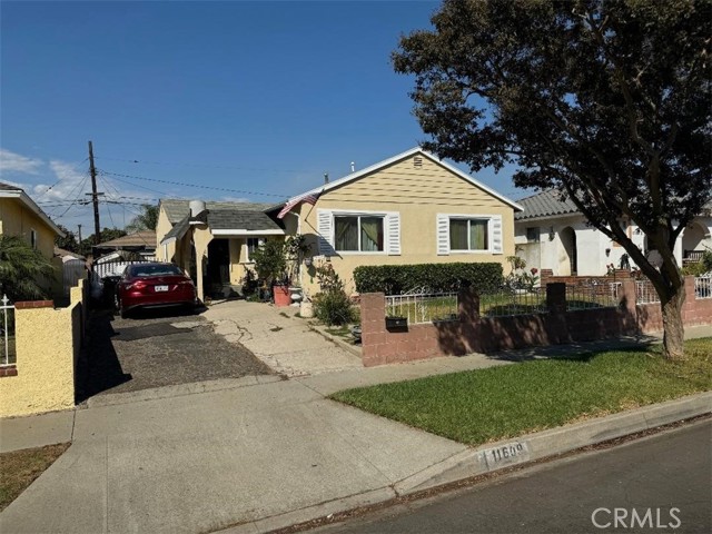 11609 Terradell St, Santa Fe Springs, CA 90670